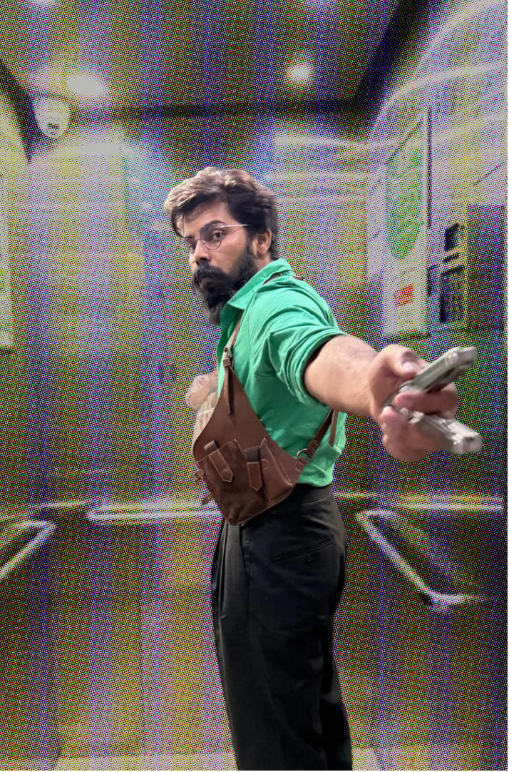 Aruval / KARUPPU